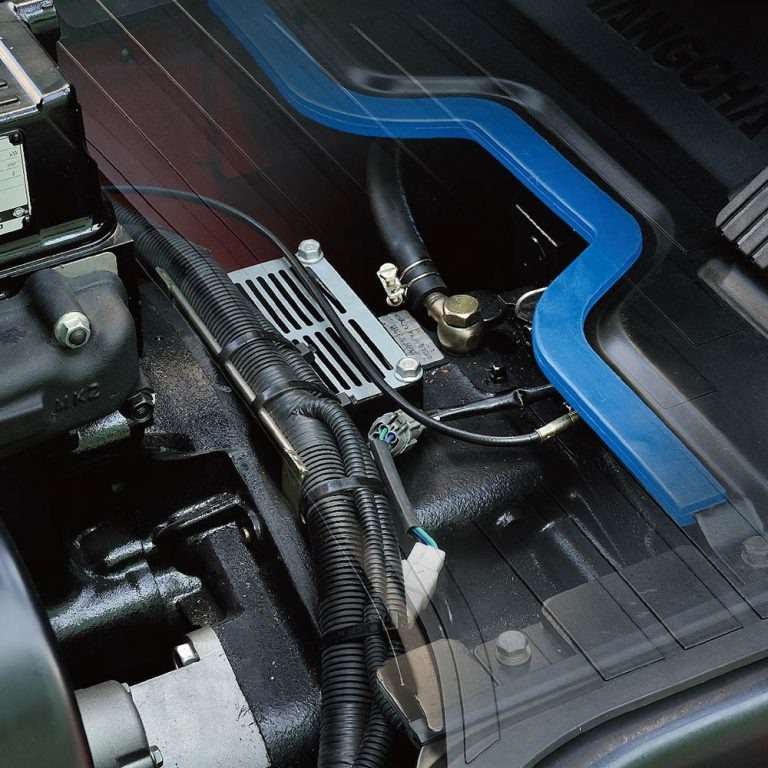 image-chariot_elevateur_tout_terrain-6